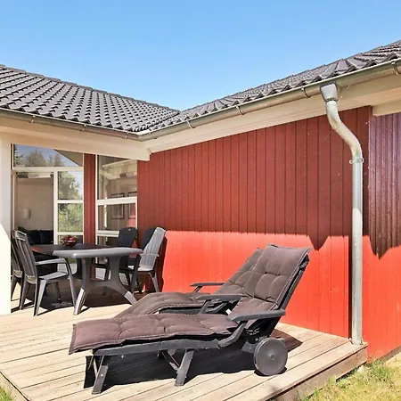 Tatil Evi For 8-persons